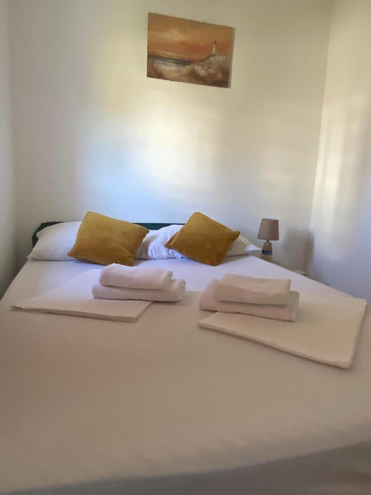 Apartman Toni 诺瓦利娅 外观 照片