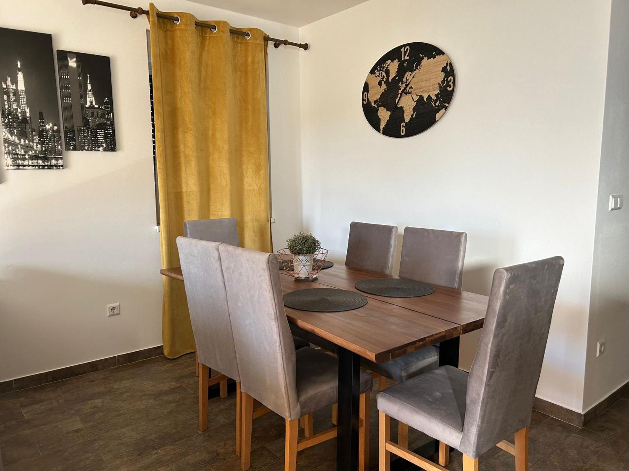 Apartman Toni 诺瓦利娅 外观 照片